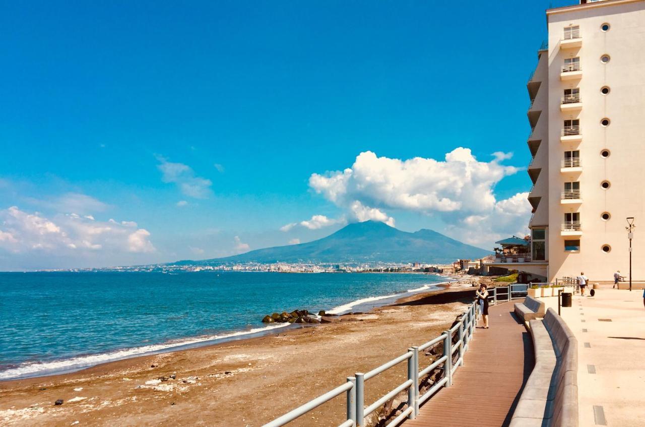 Lungomare Rooms Castellammare di Stabia Ngoại thất bức ảnh